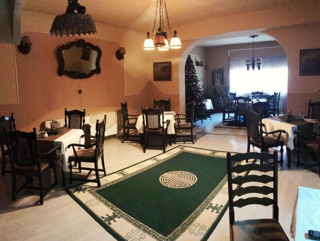 Bed and Breakfast Vila Monica Târgu-Mureş Zewnętrze zdjęcie